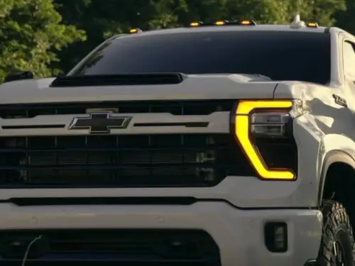 silverado amber lights by Venom Trucks